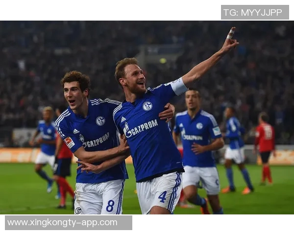 激烈对抗与荣耀争锋 足球星级比赛掀起全球热潮 引爆无尽激情