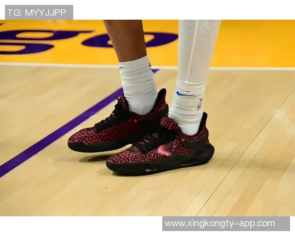 2025年男足球星推荐的高性能球鞋榜单,助力踢出精彩表现 2025年男足球星推荐的高性能球鞋榜单,助力踢出精彩表现